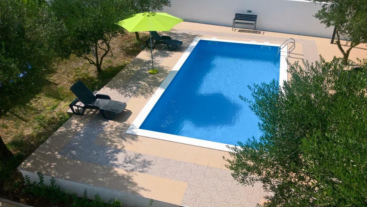 Olive Oasis With Private Pool ซูโกชัน ภายนอก รูปภาพ